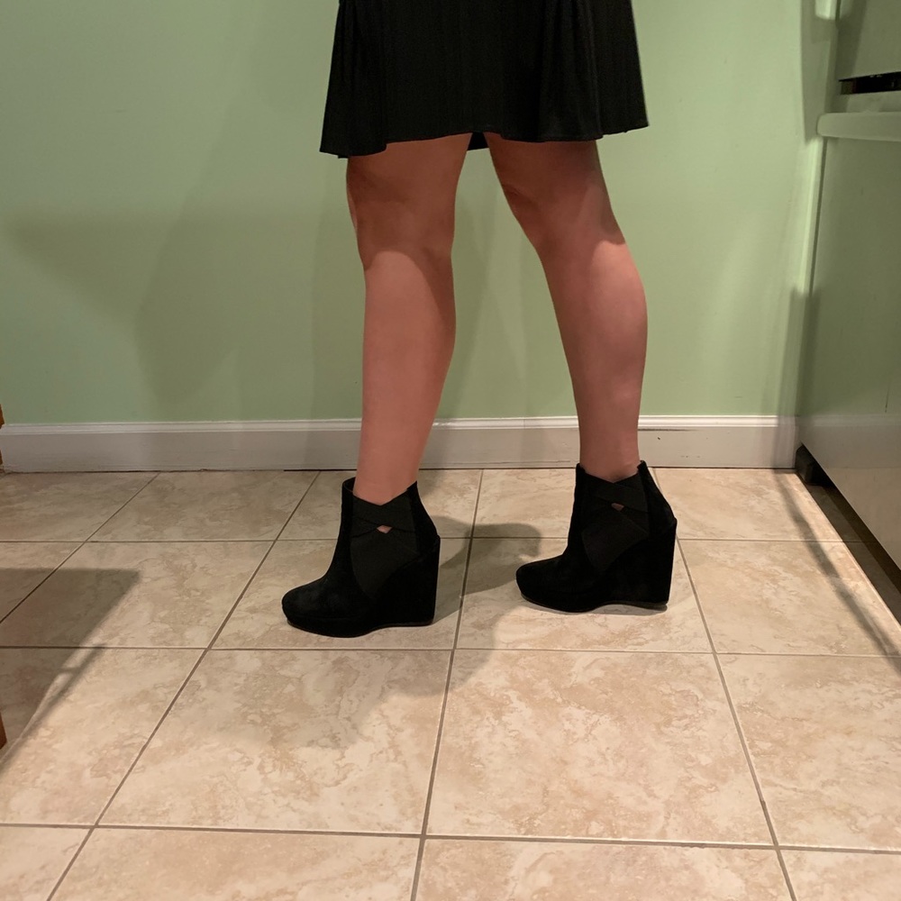 Stuart Weitzman booties